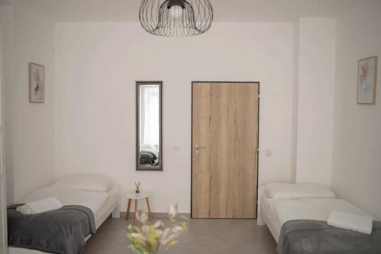 Rezidence Kbely - Free Parking Apartment Prague 0*,