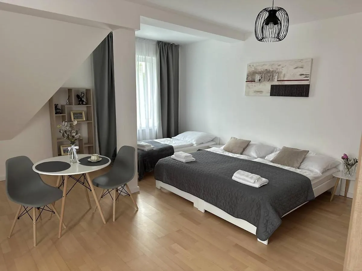 Apartment Ferienwohnung Rezidence Kbely - Free Parking Prag Tschechische Republik
